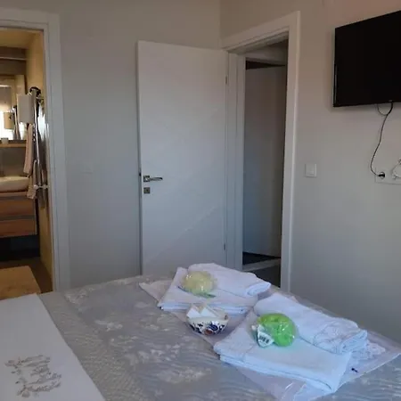 公寓 1 Min To Kordon, Newly Renovated 伊兹密尔