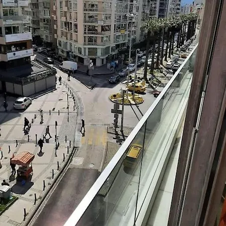 Apartament 1 Min To Kordon, Newly Renovated